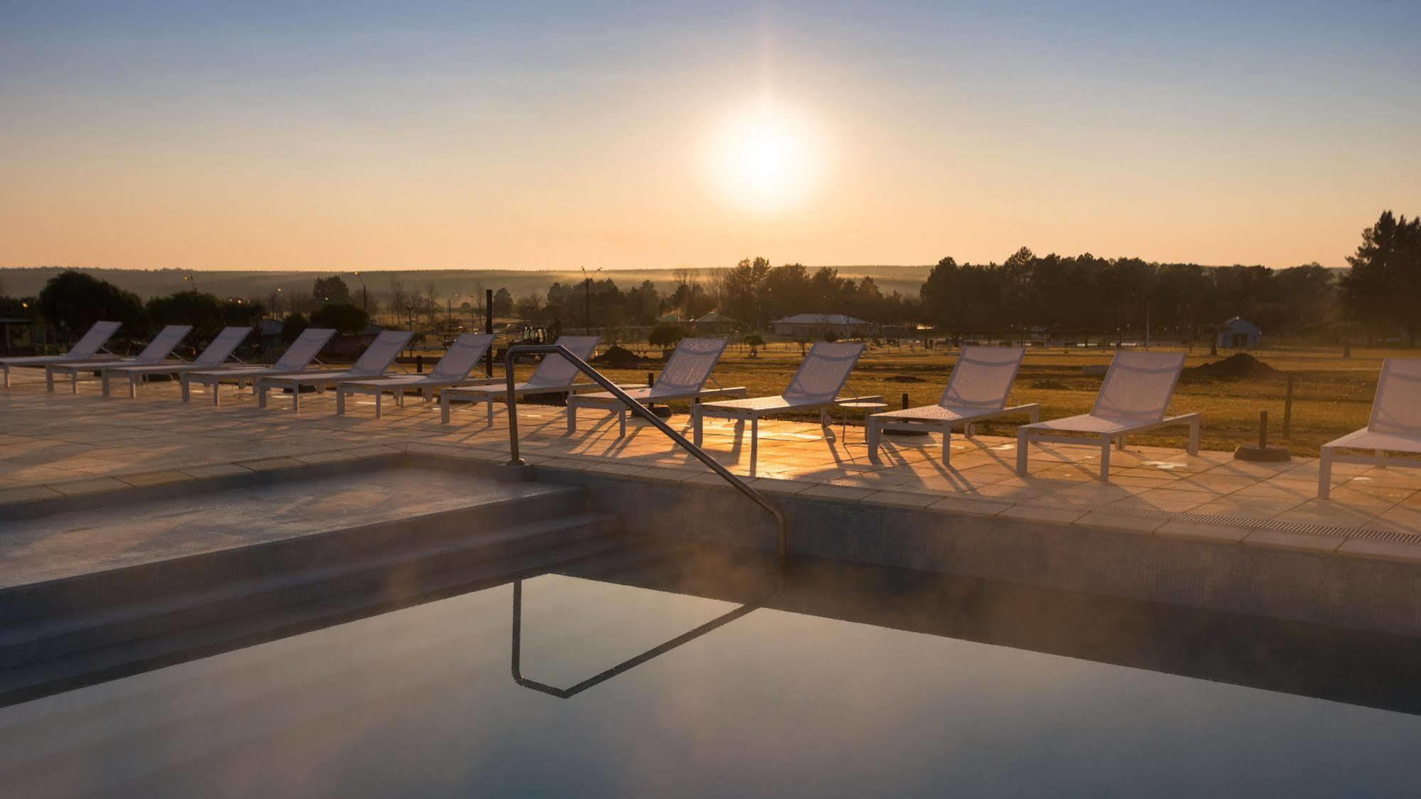 טרמאס דה אלמירון Salinas Del Almiron Resort Termal מראה חיצוני תמונה